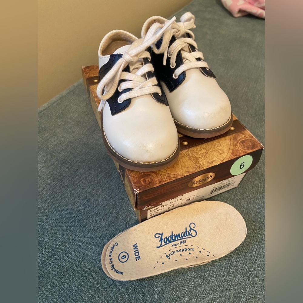 Footmates Navy Saddle Shoe